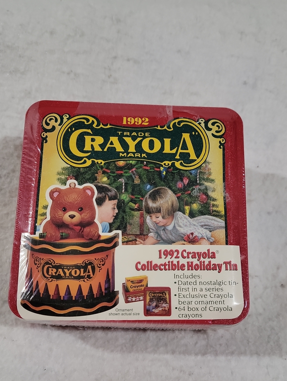 Vintage Crayola 1992 Holiday Collectible Tin - Ornament - Crayons New